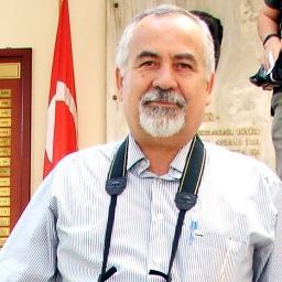 GAZETECİYİM,DAİMİ BASIN KARTI  SAHİBİ VE TRAKYA GAZETECİLER DERNEĞİ BAŞKANIYIM AYRICA EDİRNE POSTASI ADLI BİRDE SİTEM VAR..
orhandogan51@gmail.com