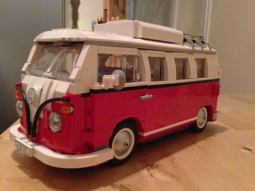 deboir68's profile picture. 