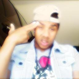 Official Kidd Kodak
#Musician/SongWriter
#MixedBreed
#FollowMeillFollowBack 
IM Not a rapper im a Rock$tar : )  
#TeamFollowBack!!!!!!
Official Kid Kodak