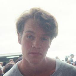 EvenSteine's profile picture. Pleas follw//REtweet