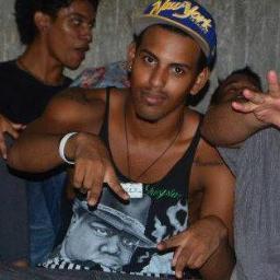 Bboy Chris.....Fire Infinity Crew...Represento Brasil