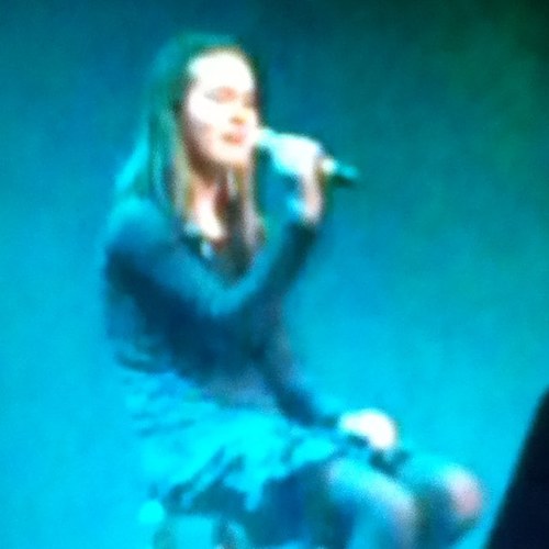 Ma passion: Sing. Follow me :)