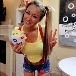 Geeky_Grlfriend's profile picture. Video games; Sifi; Fitness & my boyfriend. I'm not a queen, I'm a khaleesi.