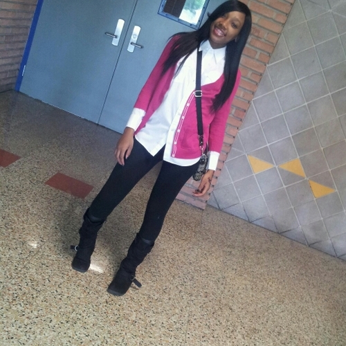 Washington Cheerleader ♥ . 
  | Class Of 2014 | 
Track , Basketball , & 
       Cheer Is Life ♡