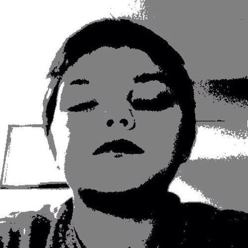 I love football and basketball and my instagram is noah_harrison51 my kik is nman51