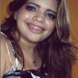 Menina com umα pitada de αtrevimento ;
Doce com um pouco de pimenta ;
Boba com um toque de esperteza ;
Anjinha com um pouco de maldade.!