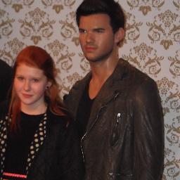 TAYLOR LAUTNER3