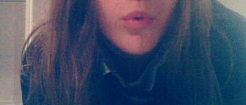 ConEdeExtasis's profile picture. Permanezco en el cielo porque se está mejor aquí. Cuántas más críticas recibo mejor estoy haciendo las cosas. Ed Sheeran y otras drogas.