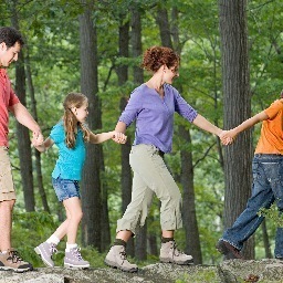 TV SHOW NOW CASTING: Moms and families who would absolutely LOVE to unplug it all & experience a more simple life! Please email us at PioneerFamily@rrstaff.com