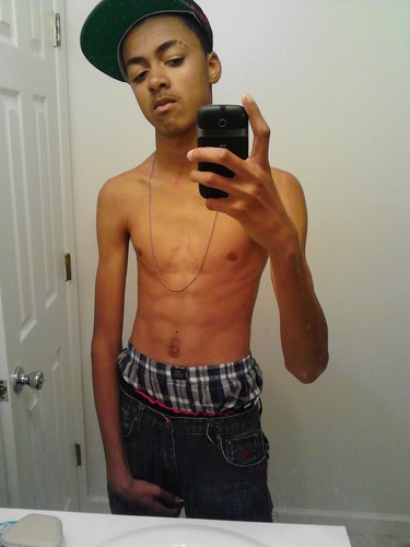 16 Livein  life to da full u wnt more ask more ASTRO GANG for life all day