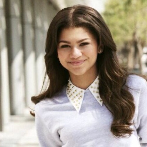 Ya'll be wishing you were Zendaya.
