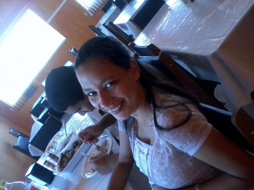 Casada com o melhor homem que conheço,Leonardo e mãe da menina mais linda do mundo,Isabelly,minha thuthuca!!!