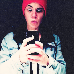 I know I would kill to have your smile ♥
@justinbieber