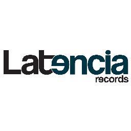 Se denomina latencia a la suma de retardos temporales.