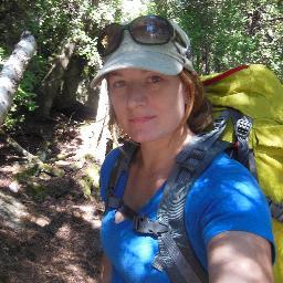 Mom, Graphic Designer and fitness enthusiast. Love for the Canadian outdoors, mountain biking, adventure, book and all things creative.