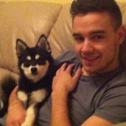woof woof it's danielle and liam's dog here!! i follow ALL my followers cuz i love my fans soooo love youuuu #woof xxx