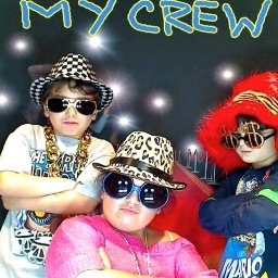Serving Chicagoland and the surrounding area with the coolest photo booths around. Our cutting-edge booths will make you a rock star with your event's guests!