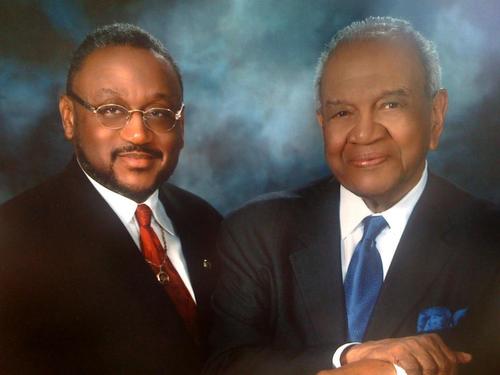 Man of GOD, Husband, Father, Founding Senior Pastor Of Life Center Cathedral and #FAITHFUL to Everything! #JDWT