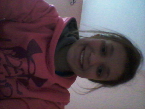 letitshime's profile picture. Hi follow me I'll follow back , don't follow to unfollow thanks(: goal 100 followers my April 29th