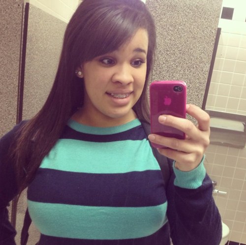 My name is Bria Jones. 2nd year at Sacramento State University. #TeamTatted #FollowMe im #DownToEarth #RIPMacDre #RIPTupac (: