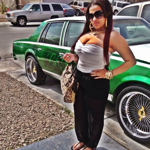 LexxxyB's profile picture. 