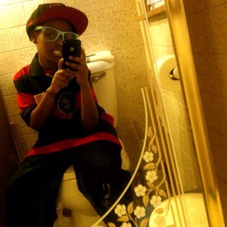 Follow Me & Imma Followw Bakk :)