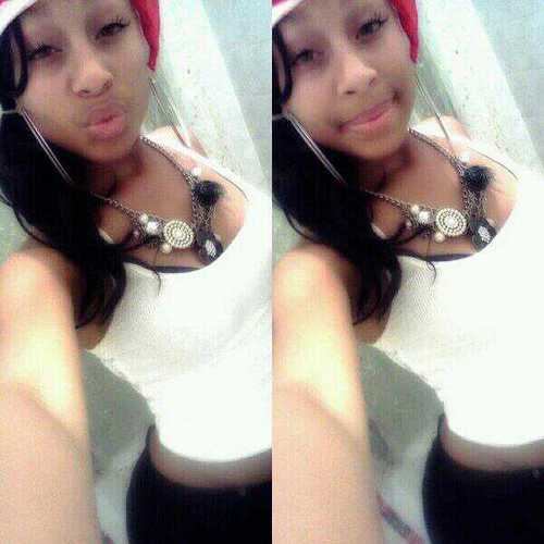 Marcella is my name…follow me ill follow u…model…single but not lookin. im flirtin ♥