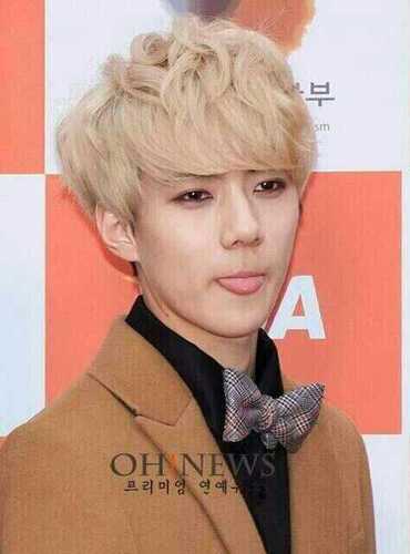 K-POP大好き♥　ＳMＦloveで、とくにsuperjuniorぎゅ♥　最近ＥＸＯ－MＫヤバい♥　セフン＆タオ♡♥