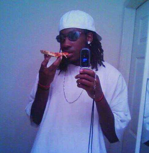 Just A Real Nigga That Say Real Shit I'm HOOD RICH And Waka Flocka My Favorite Rapper