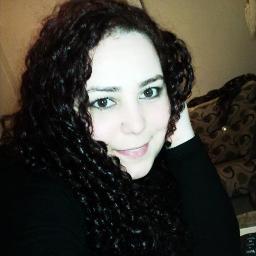 Süt dökmüş kedi gibiyim bu aralar, biraz sarılmana biraz gözlerine biraz ellerine; ya anla işte sana ihtiyacım var...,
