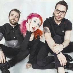 We are an unofficial fanbase of @paramore in Uruguay. 
@itstayloryall @schzimmydeanie and @yelyahwilliams Rock our world!