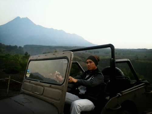 SMartiyono's profile picture. bahagia tidak berarti harus mahal