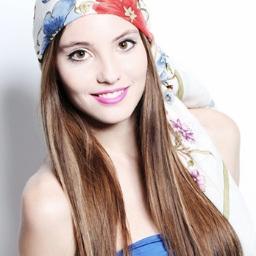 no me defino en 140 caracteres :) @EndlessCRE ♥