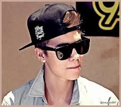 I love justin forever
 follow me plz..