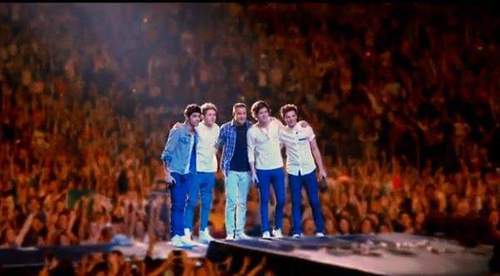 We are Directioners from Pontianak This is Official and First Fanbase of One Direction from West Kalimantan Pontianak Directioners Pontianak Cinta One Direction