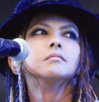 中3(^з^)-☆【LOVE】 L'Arc～en～Ciel／シド／ViViD／HERO／金爆／ユナイト／BugLug【マンガ】D灰／青エク／BLEACH／黒バス／終わりのセラフ【スポーツ】剣道／バスケ