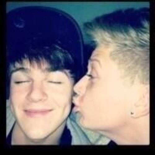 Jcat 3eek love district 3 and union j to bits want to marry them xxx