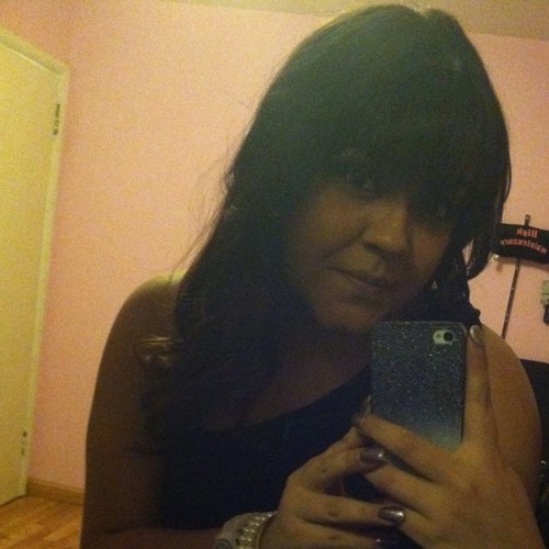 follow me. ill follow back! :D