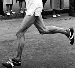 Lactic1's profile picture. A runner and ad guy tweeting about all things running and advertising and both.