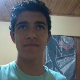 14 anos :D... e Corinthiano 

#UniaoDoTwitterSegueEuSigoDeVolta