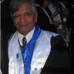 mexicano, residente en venezuela, físico, maestro en ciencias y doctor en ciencias de la computación