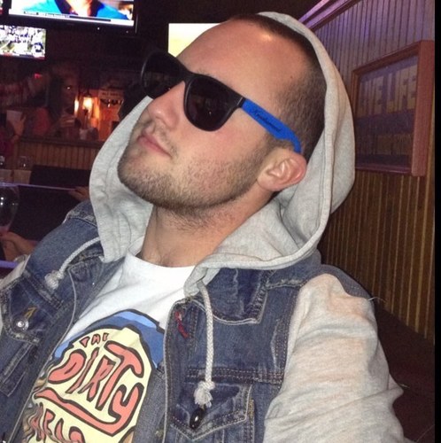 treYcurls's profile picture. Work hard, don't complain, be thankful.