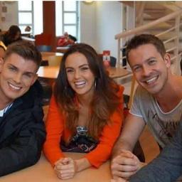 HollyoaksHeaven's profile picture. bringing you all the oaks gossip, spoilers, pics and more! Feel free to follow! Rachel Shenton follows :D
http://t.co/05LhWgR095