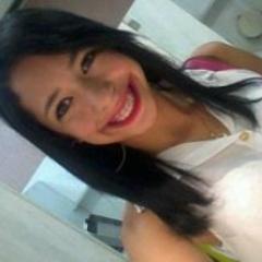 Não busque a felicidade muito longe, ela pode estar mais perto do que você imagina! Tente apenas ser feliz, faça o que der vontade!'