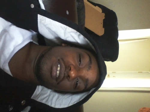 dmello_thechamp's profile picture. 