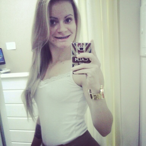Whatss 48 99591128