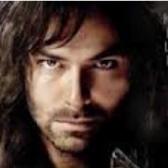 Nephew of Thorin Oakenshield, on a quest to reclaim Erebor. Or possibly with @ElfTauriel.