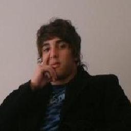 sou simples,amo a vida e as pessoas q me cercam!vivo sempre um dia de cada vez...
e o hje ainda nao acabou!
