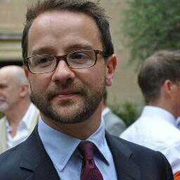 cosyflames's profile picture. 