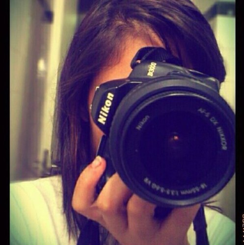 sim0r0ck's profile picture. Taurus♉, translator, photographer , writer, Have a new life :)